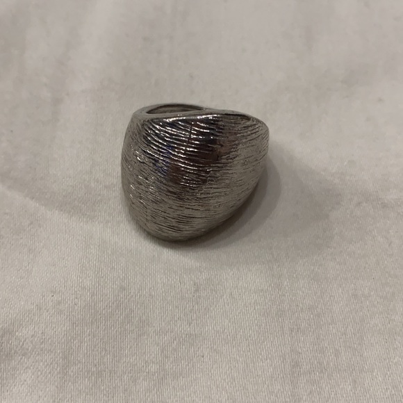 Silver Statement Ring - Picture 5 of 9